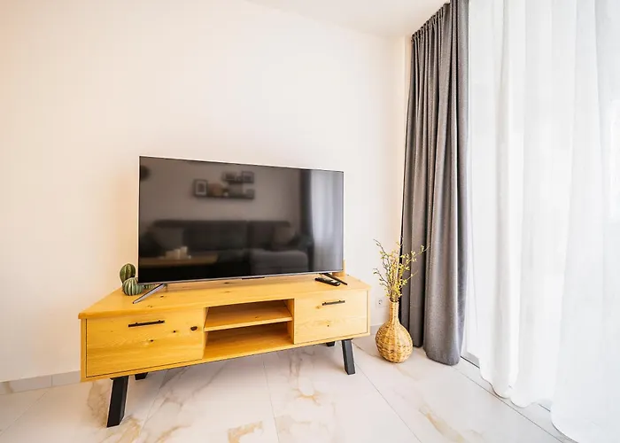 Skyview Apartamento *