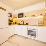 Skyview Apartmán *